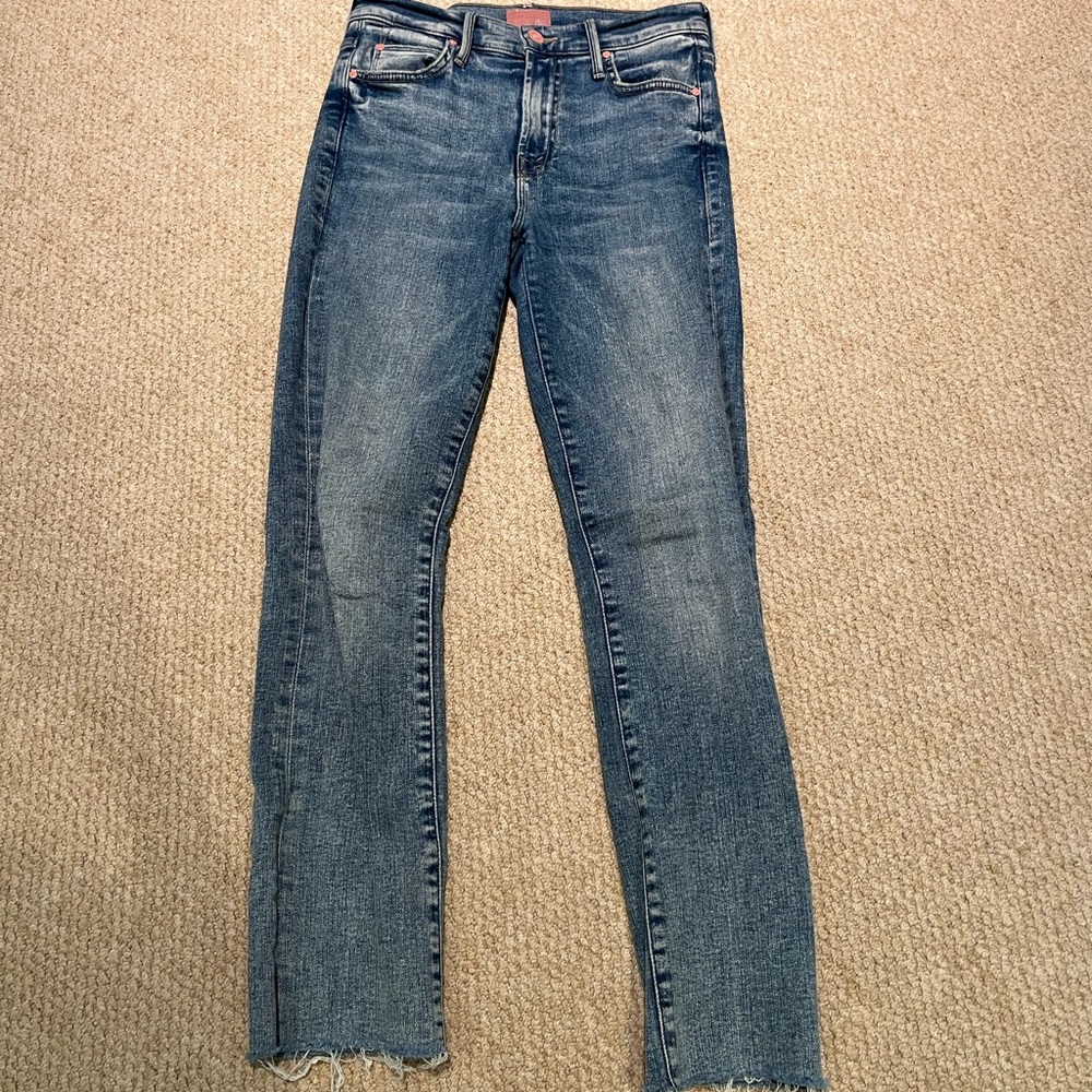 MOTHER High Waisted Rascal Ankle Fray Jeans